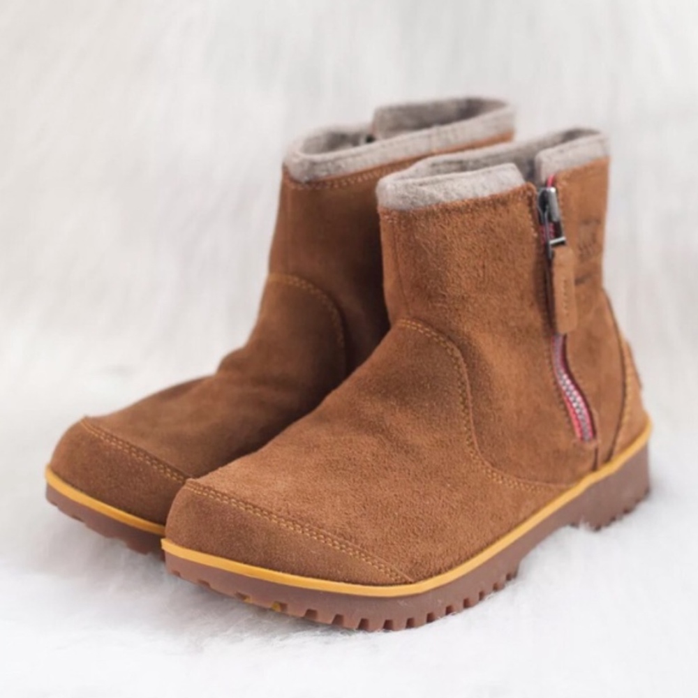 NEW Sorel Meadow Zip Waterproof Oiled Suede Boot 